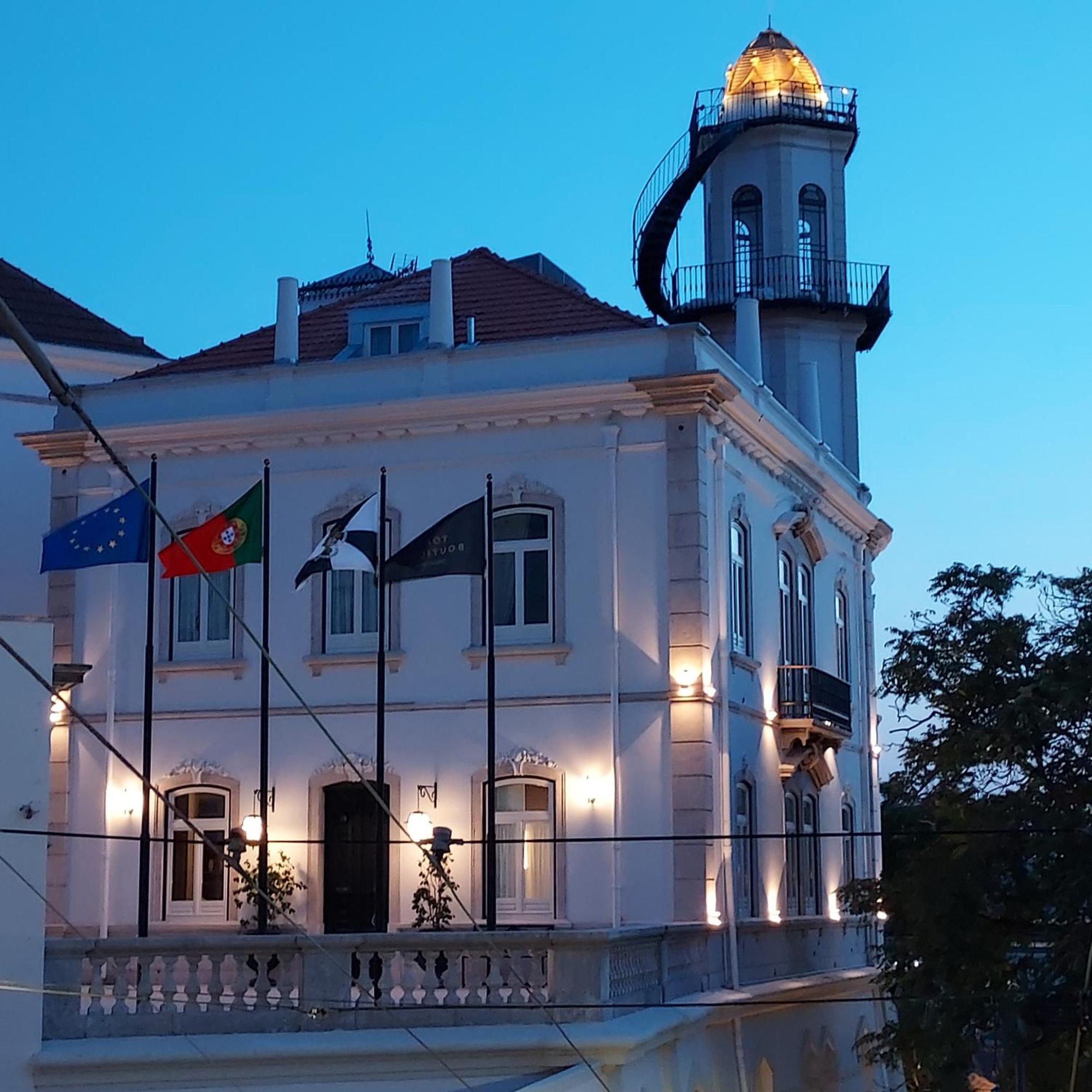 Torel Palace Lisabona Exterior foto The Palácio de Ansignan, the seat of the municipality of Ansignan